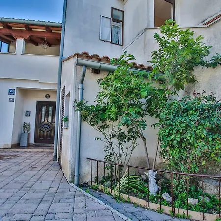 Teresa Apartment